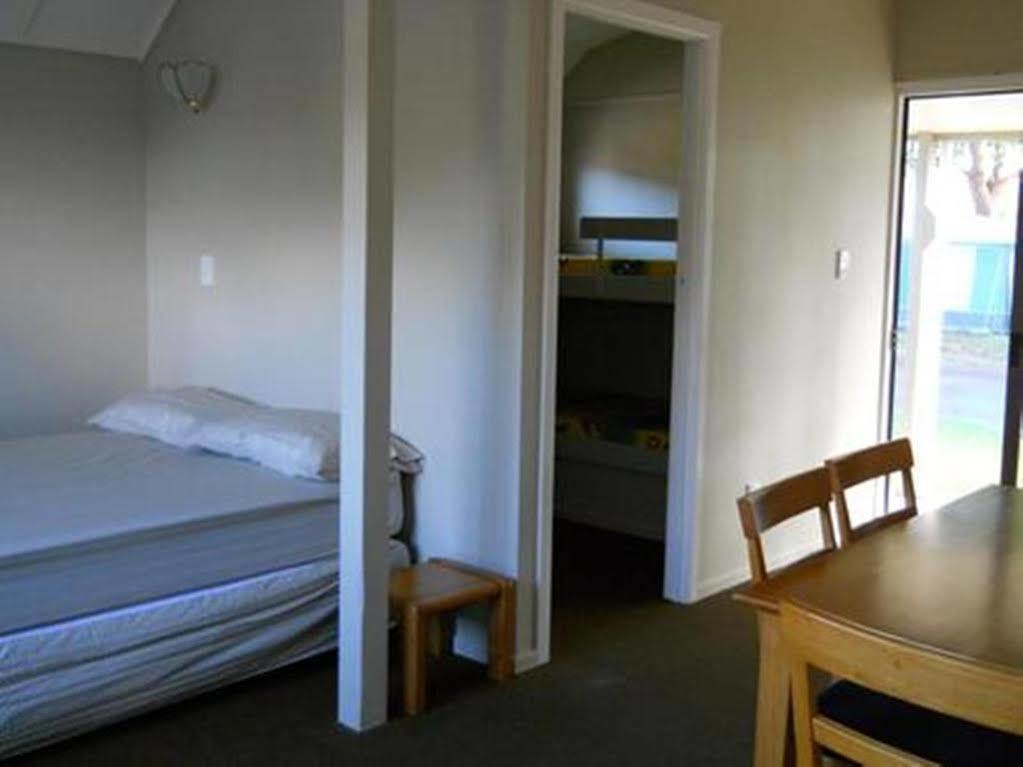 Harbourside Holiday Park Whitianga Exterior foto